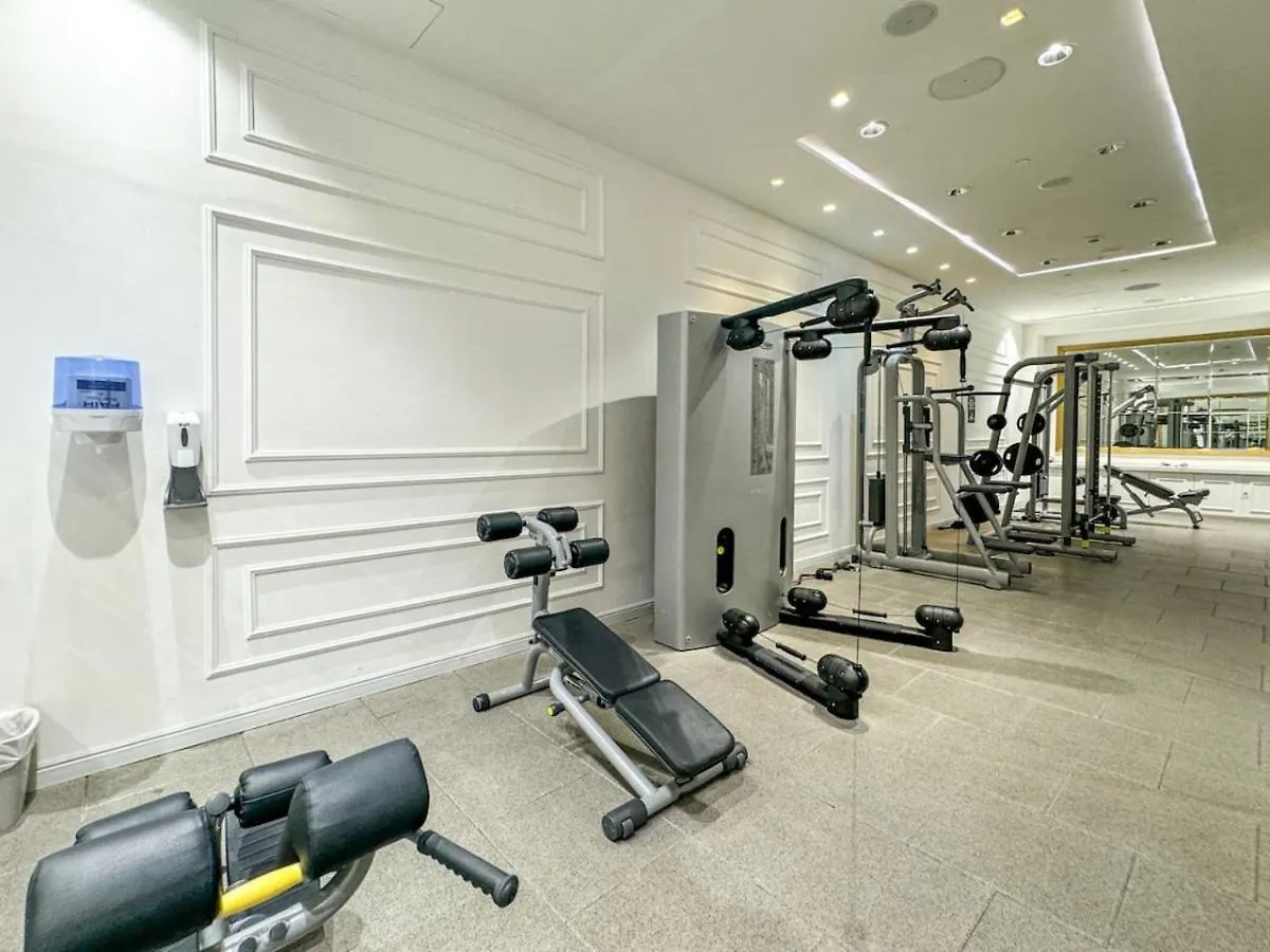 Luxury Downtown 1-Bed With Expansive Terrace Apartment Dubai