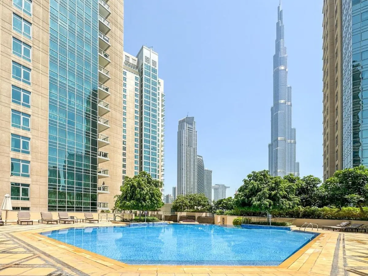 Luxury Downtown 1-Bed With Expansive Terrace Apartment Dubai