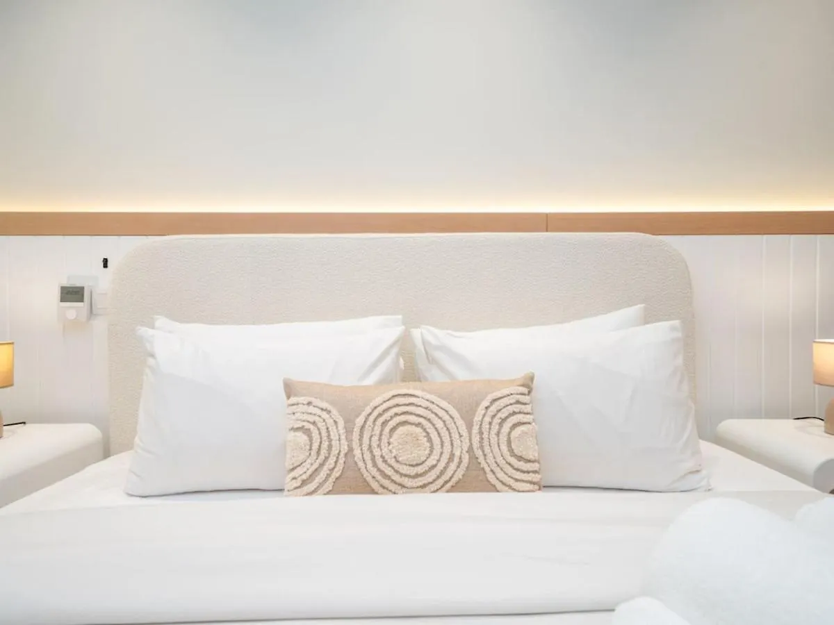 Luxury Downtown 1-Bed With Expansive Terrace Apartment Dubai